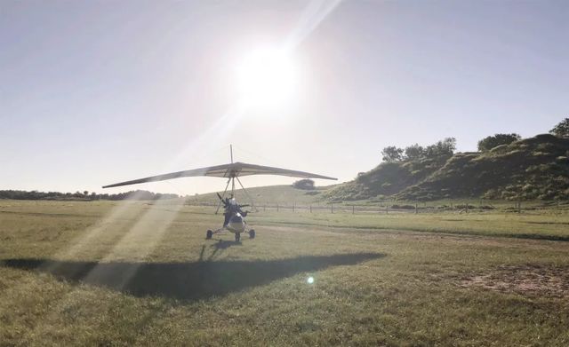 乾港集團(tuán)高層草原自駕游 乾港集團(tuán)高層草原自駕游